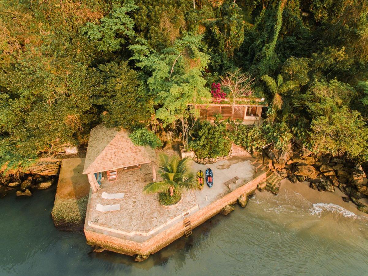Refugio Na Frente Do Mar Em Ilha De Araujo Vila Paraty Exterior foto